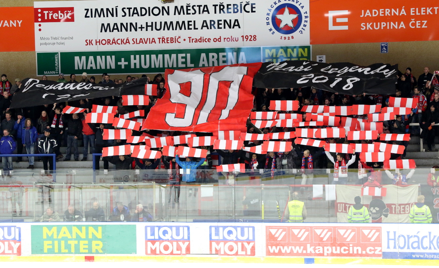 Třebíčští fanoušci ve výročním zápase proti Motoru.