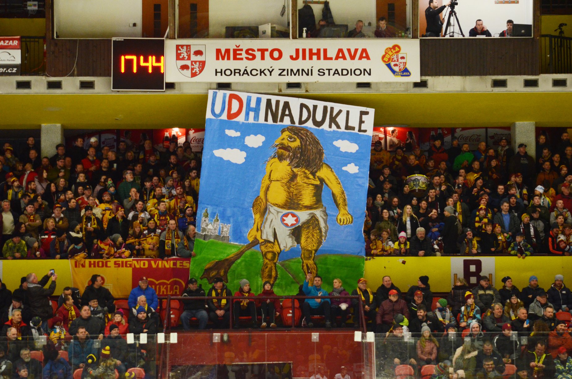 Jihlavští fanoušci v derby s Třebíči.
